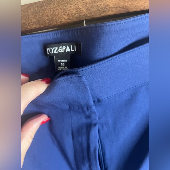 Roz & Ali navy blue dress pants size 16 - Picture 7 of 12